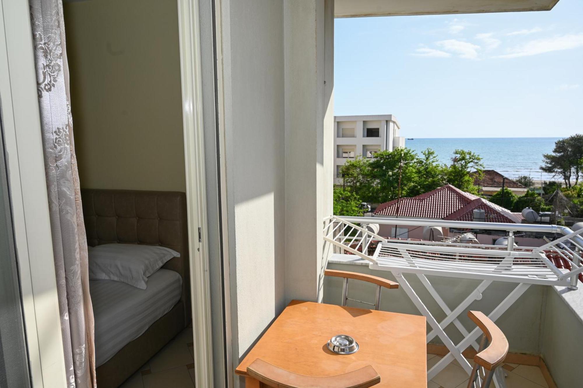 Hotel Vila Emes Durrës Szoba fotó