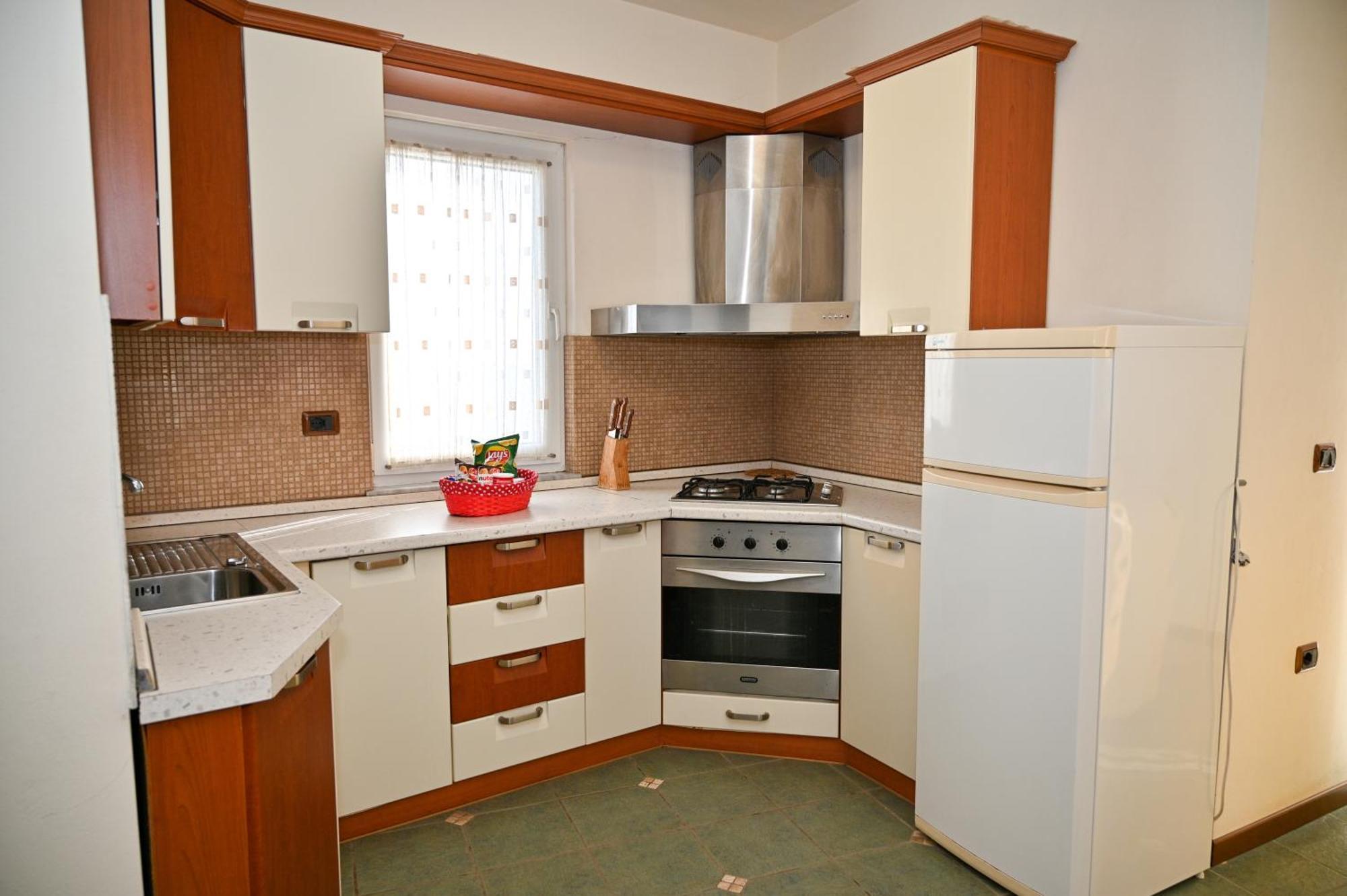 Hotel Vila Emes Durrës Kültér fotó