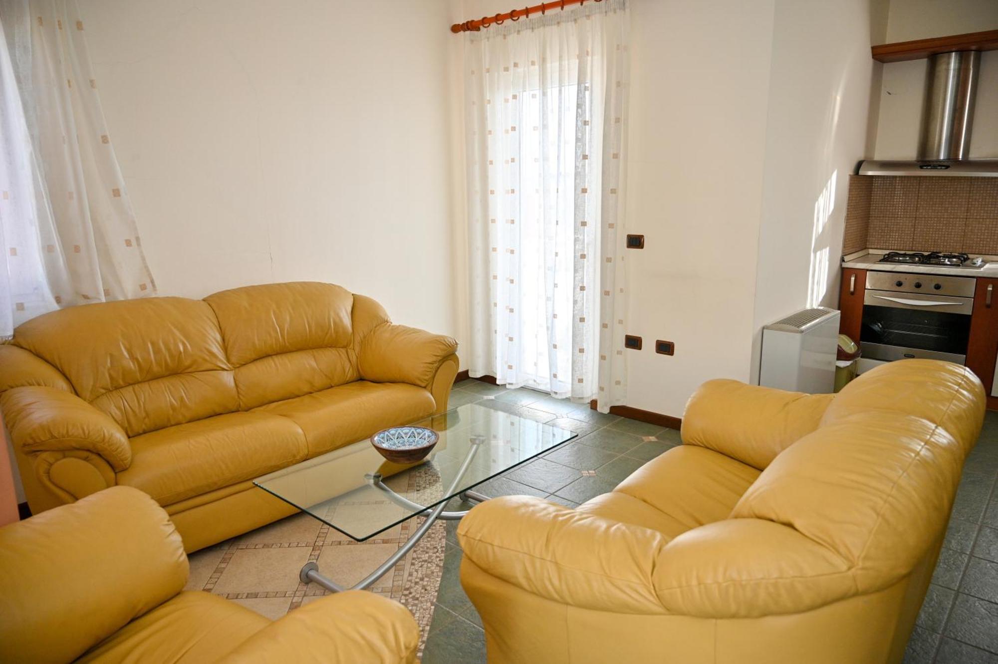 Hotel Vila Emes Durrës Kültér fotó