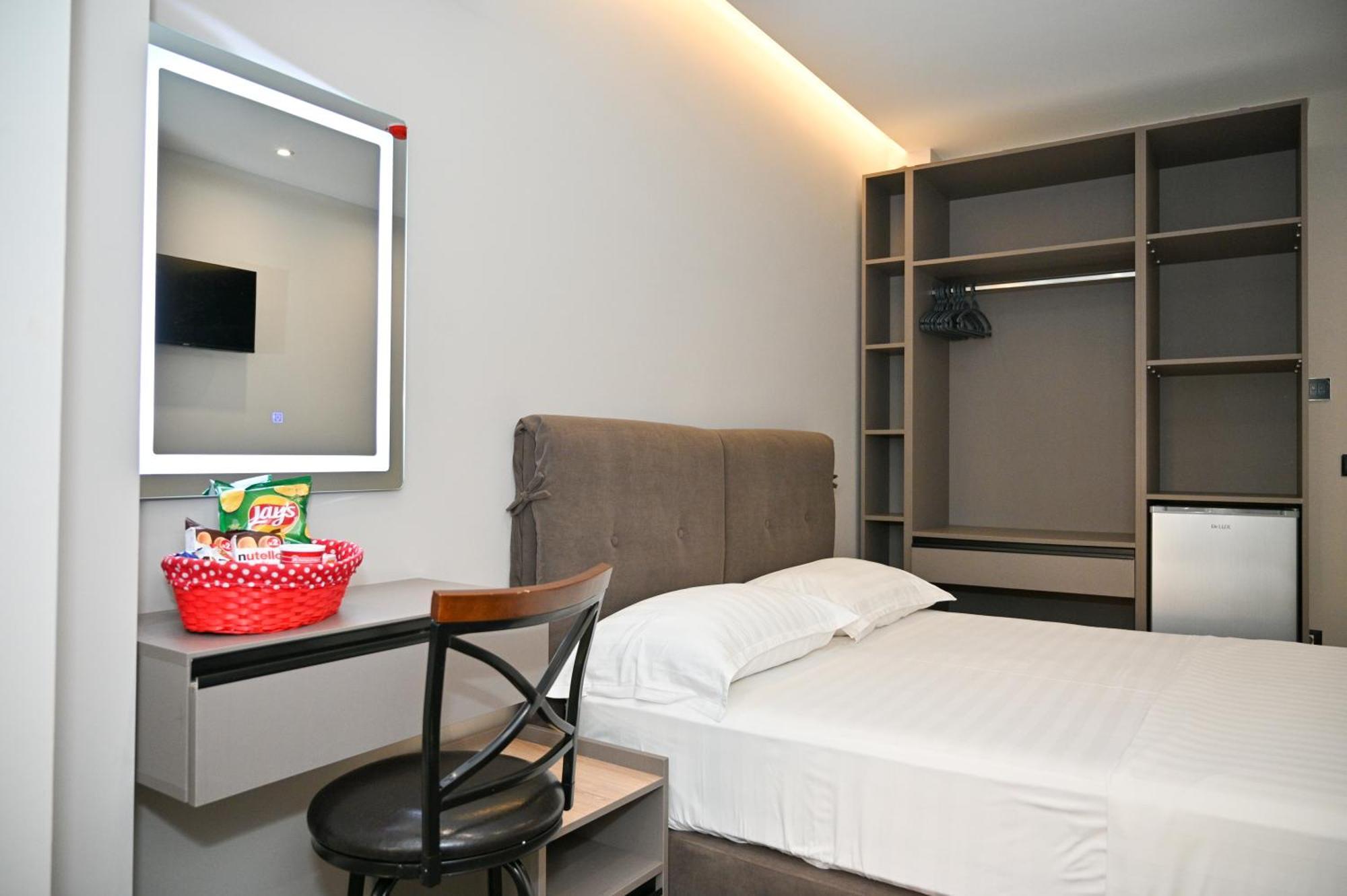 Hotel Vila Emes Durrës Kültér fotó