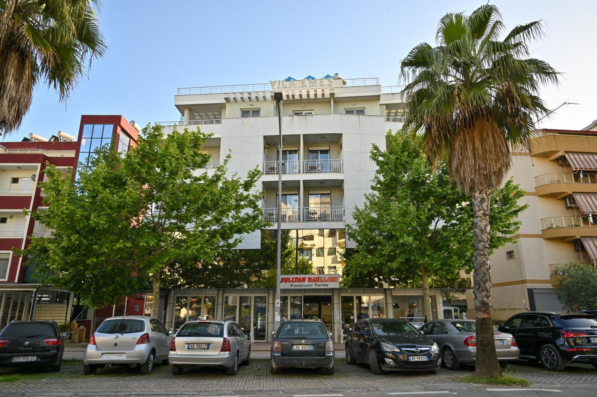 Hotel Vila Emes Durrës Kültér fotó