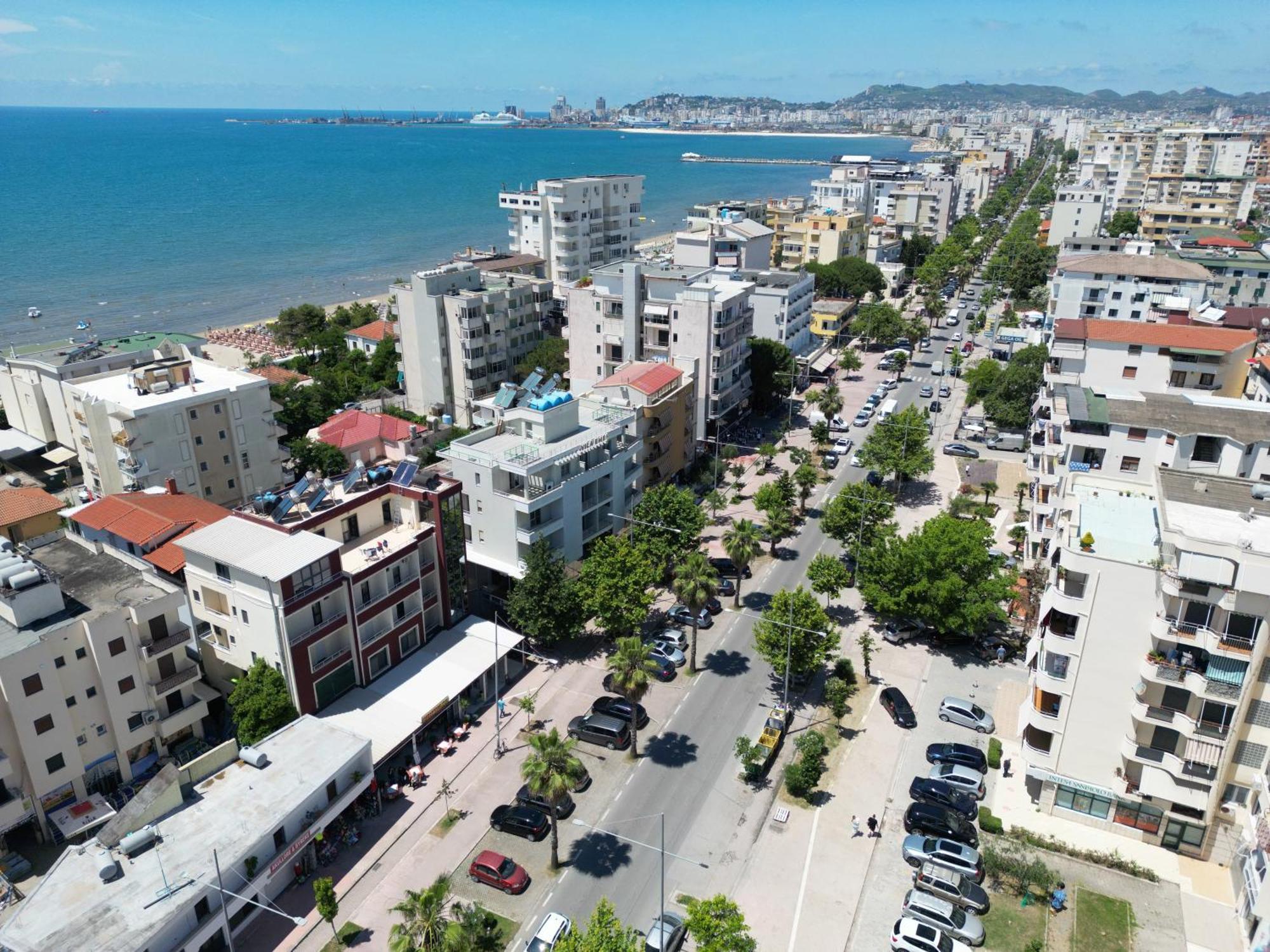 Hotel Vila Emes Durrës Kültér fotó